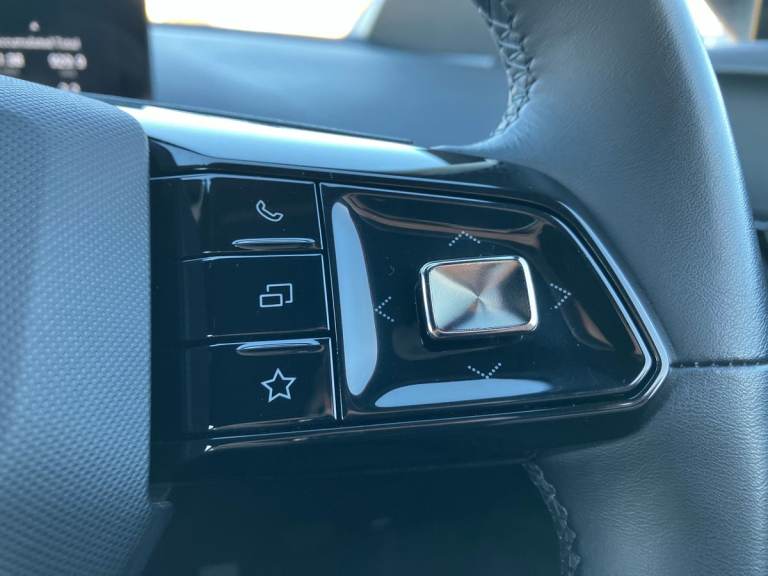 2024 MG MG4 150kW Trophy EV Long Range 64kWh 5dr Auto Hatchback ELECTRIC Automatic