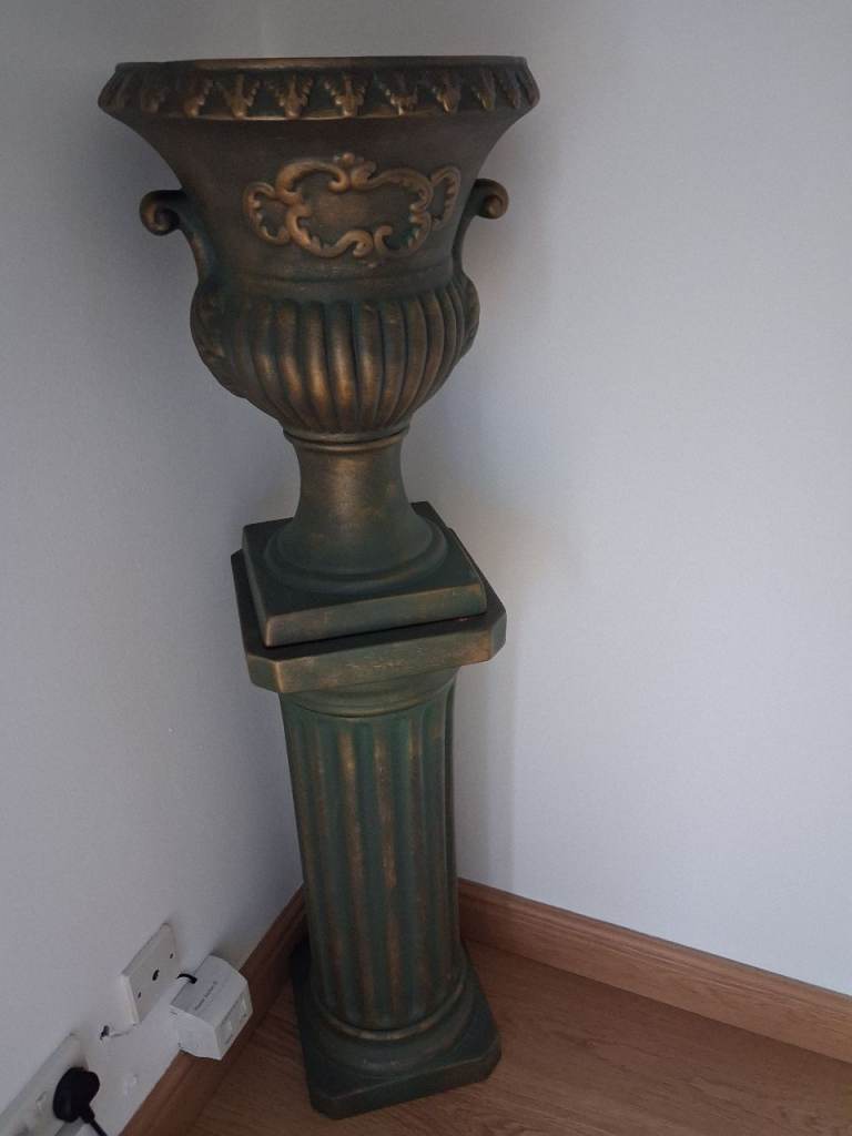 Urn and pedastal