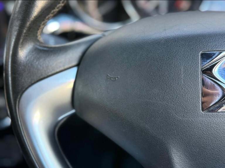 2016 DS Automobiles DS 3 1.2 PureTech Chic 3dr HATCHBACK PETROL Manual