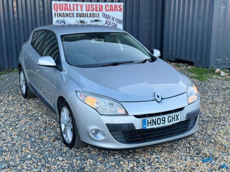 2009 Renault Megane 1.9 dCi Privilege Euro 4 5dr HATCHBACK Diesel Manual