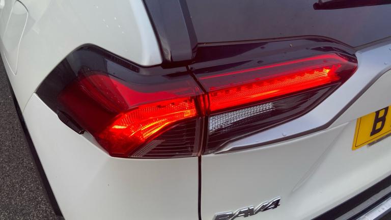 2021 Toyota RAV4 2.5 VVT-i Hybrid Dynamic 5dr CVT Hybrid Estate Estate Hybrid Automatic