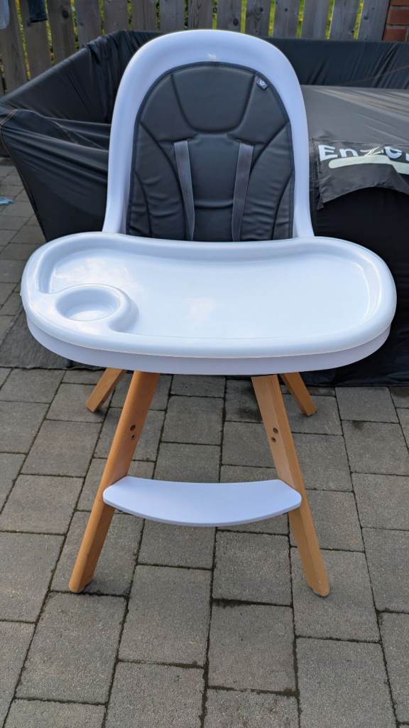 Babylo High Chair and Junior Seat up to age 4