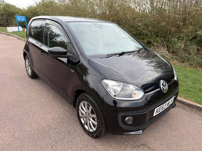 Volkswagen up! 1.0 High up! Hatchback 5dr Petrol ASG Euro 5 (75 ps) Petrol Automatic