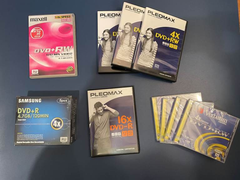 Lot of 14 Blank DVD-RW disks, various brands and speeds