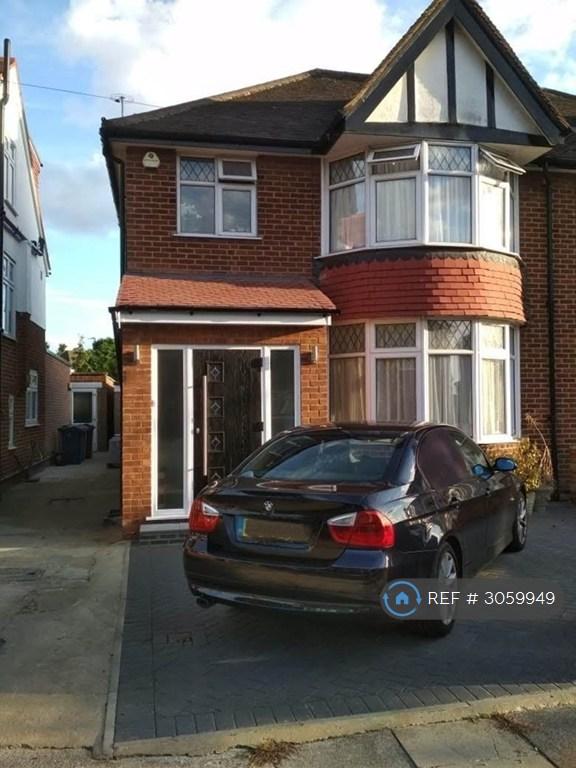 3 bedroom house in Greystoke Avenue, Pinner, HA5 (3 bed) (#3059949)