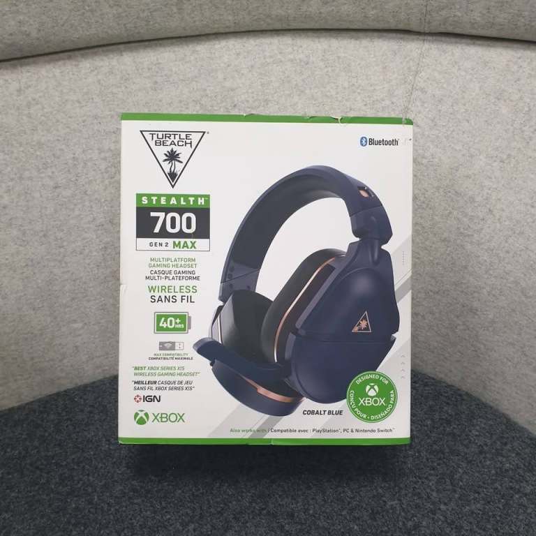 New Turtle Beach Stealth 700 Gen 2 Wireless Gaming Headset for Xbox One and Xbox Series X
