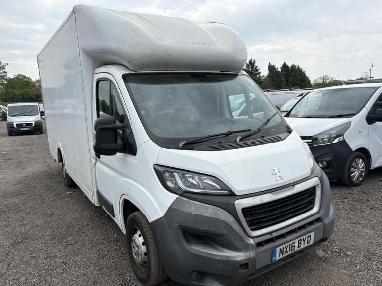 2016 Peugeot BOXER 335 L4 HDI Boxer 335 L4 HDi CHASSIS CAB DIESEL Manual