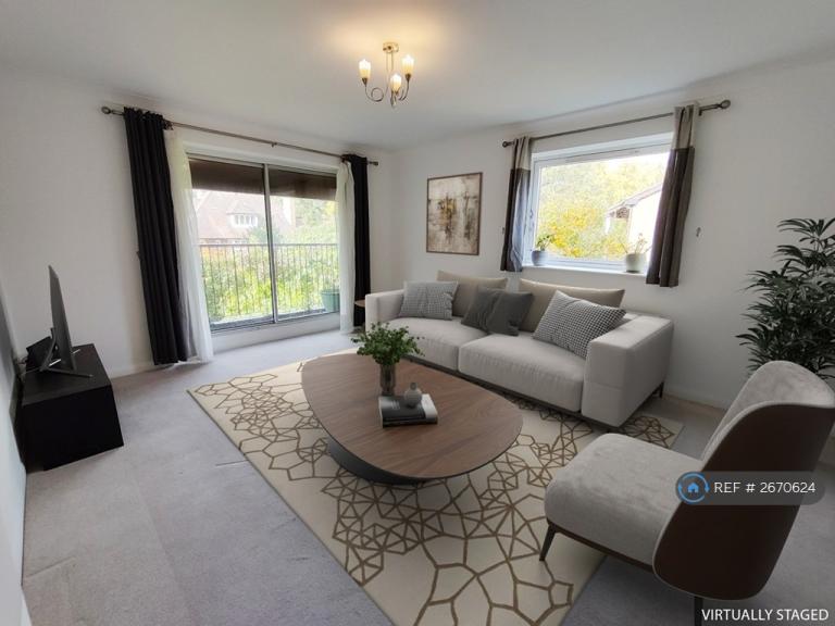 2 bedroom flat in The Charltons, Bournemouth, BH2 (2 bed) (#2670624)