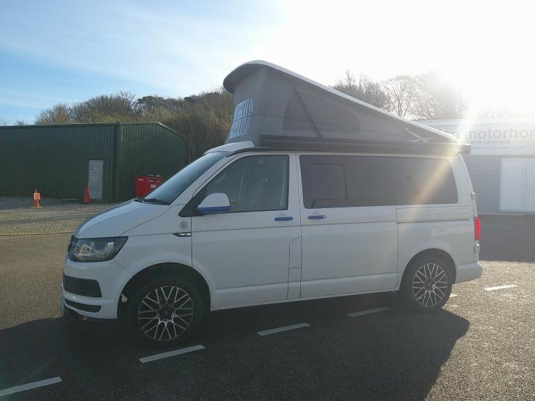 Volkswagen Transporter Revolutions Ricos campervan DIESEL MANUAL 2018/18