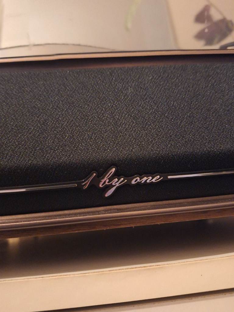 1 By One Record Player