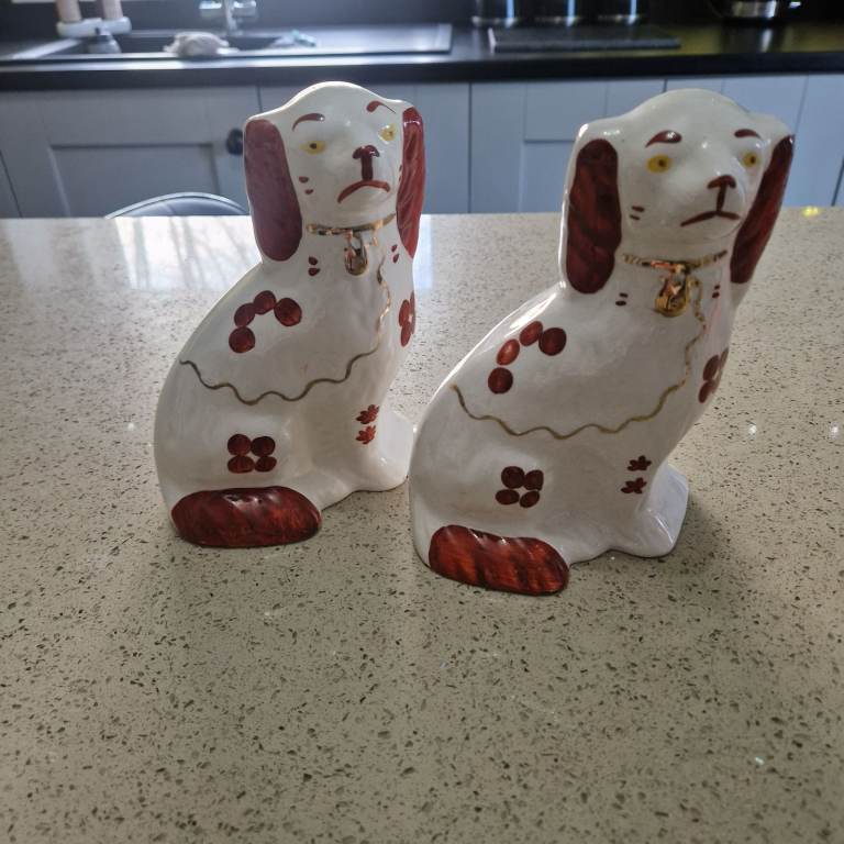 Arthur Woods Staffordshire Spaniel Mantle Dogs 