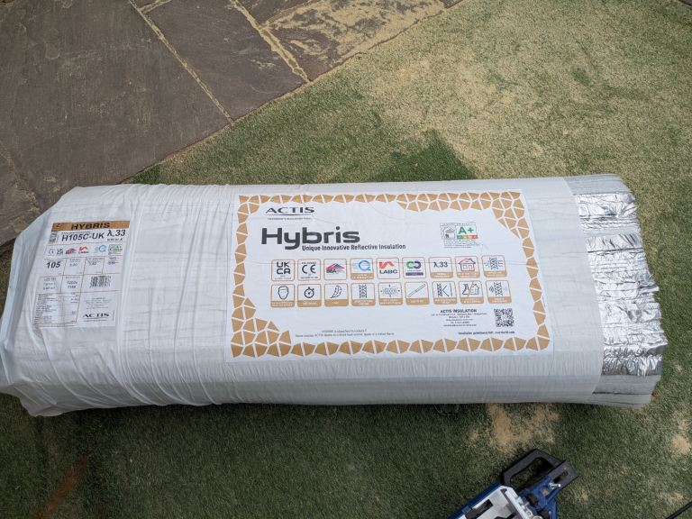 image for Actis Hybris Panel Reflective Multifoil Insulation 105mm - 5.49m2 Pack
