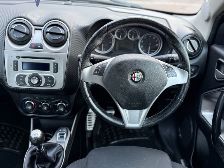 Alfa Romeo, MITO, Hatchback, 2013, Manual, 1368 (cc), 3 doors