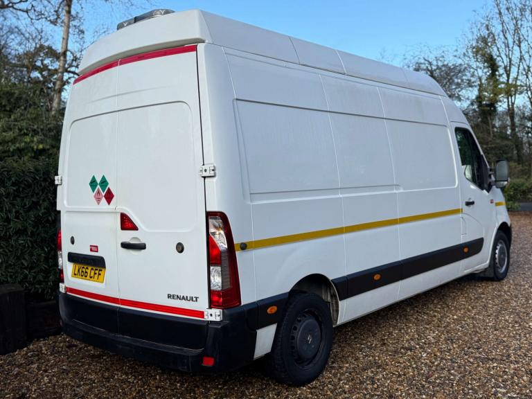 2017 Renault Master 2.3 Master 35 MWB Panel Van Diesel Manual