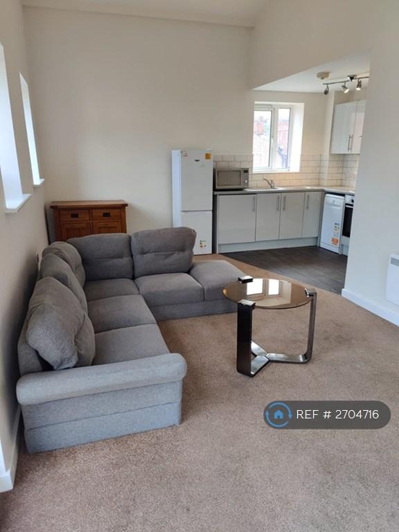 2 bedroom flat in Beauchamp House, Coventry, CV1 (2 bed) (#2704716)