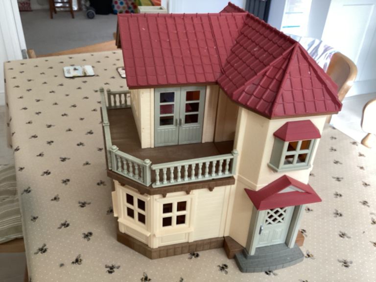 sylvanian Families red roof house bundle