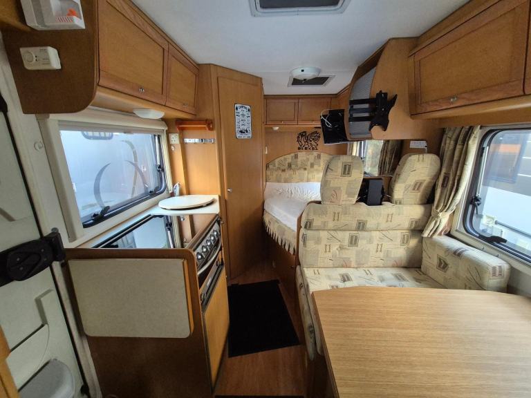 CI Carioca Living 15 Coachbuilt Motorhome 2004