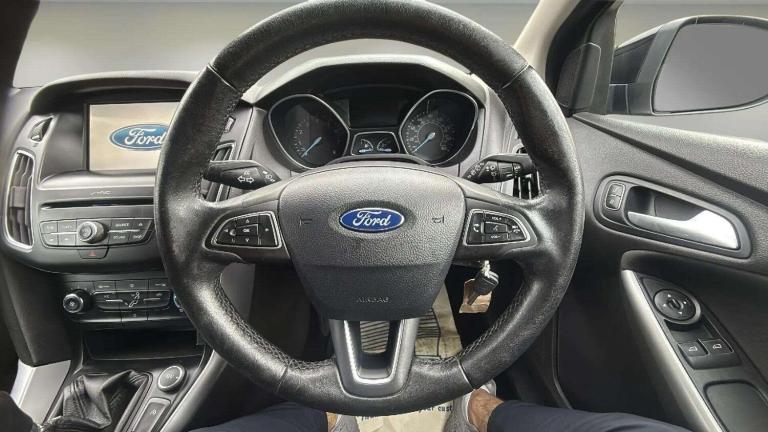 2015 Ford Focus 1.0 EcoBoost Zetec 5dr HATCHBACK PETROL Manual