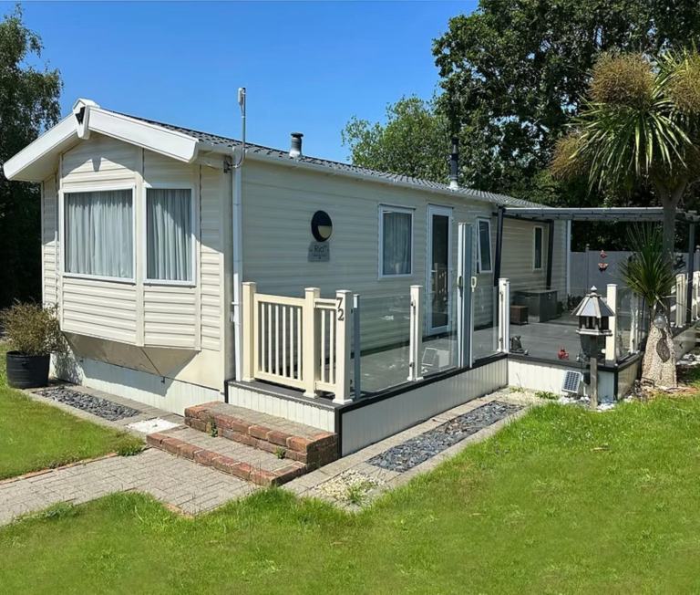 Pre-loved Willerby Rio in Hastings  - Lodge / Caravan 