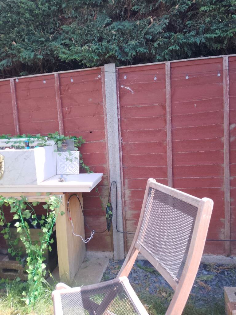 WANTED - CONCRETE fence post 