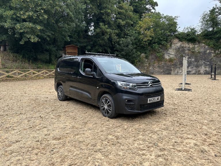  Itrorn Berlingo long wheel base twin side doors, f/s/h, only £6595