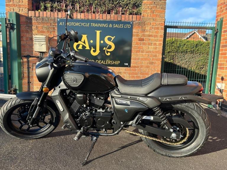 AJS Sedona 250