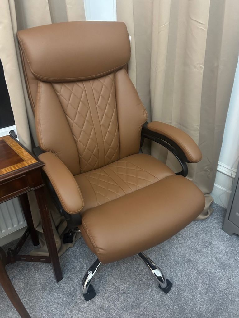 Tan leather chair 