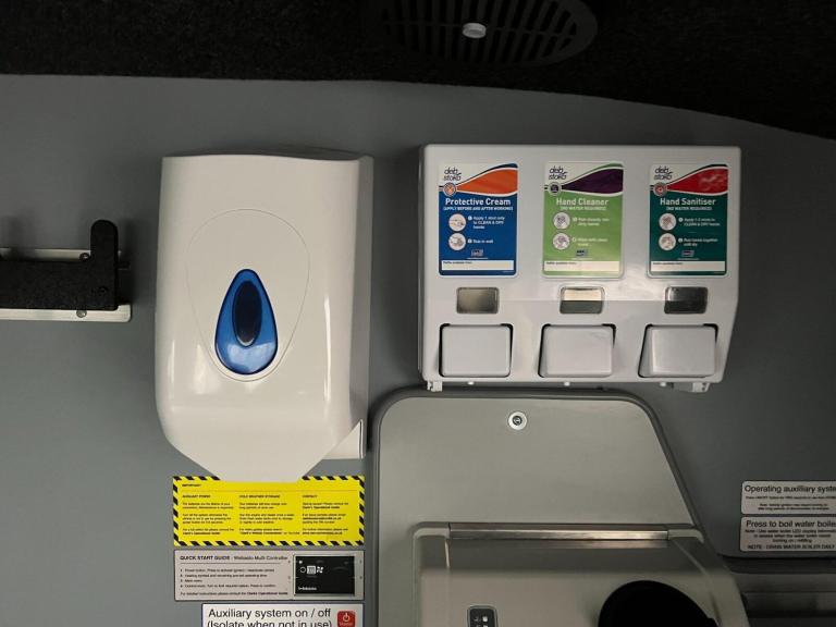 2022 Ford Transit 2.0 EcoBlue 130ps H2 Leader Double Cab Van PANEL VAN DIESEL Manual