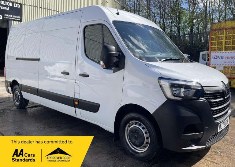 2022 Renault Master LM35dCi 135 Business Medium Roof Van PANEL VAN DIESEL Manual
