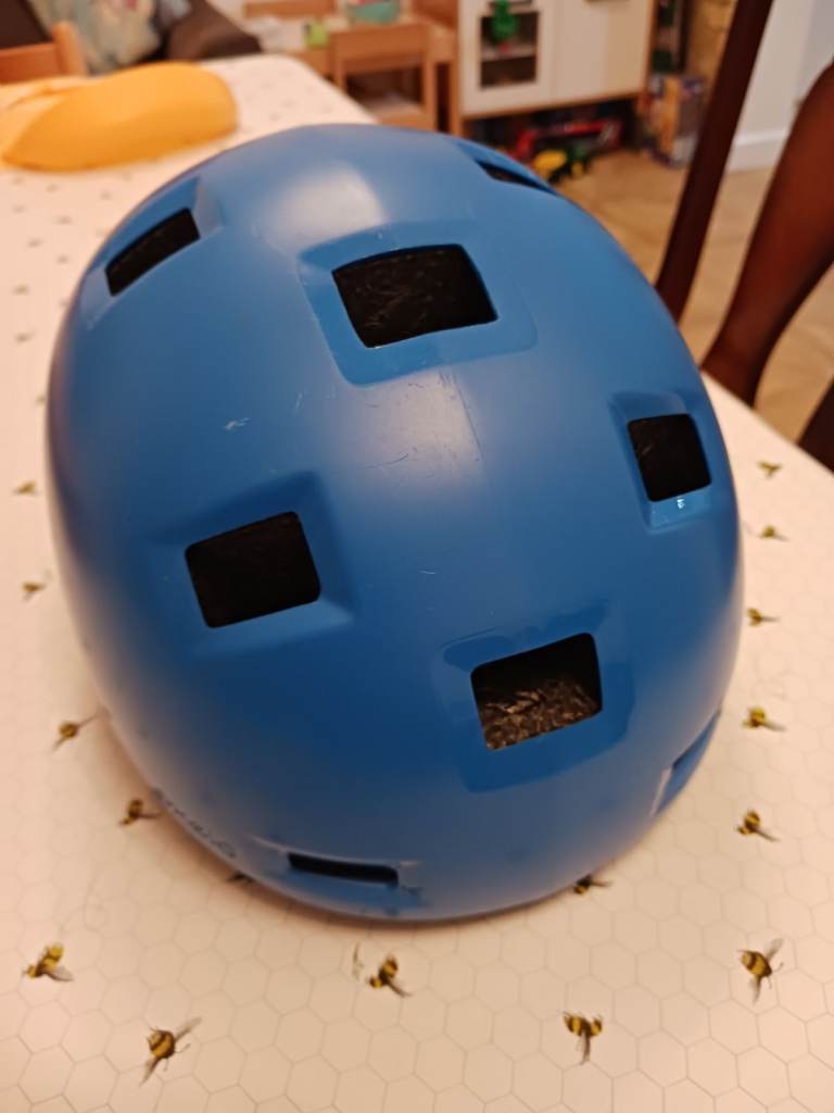 Kids helmet 