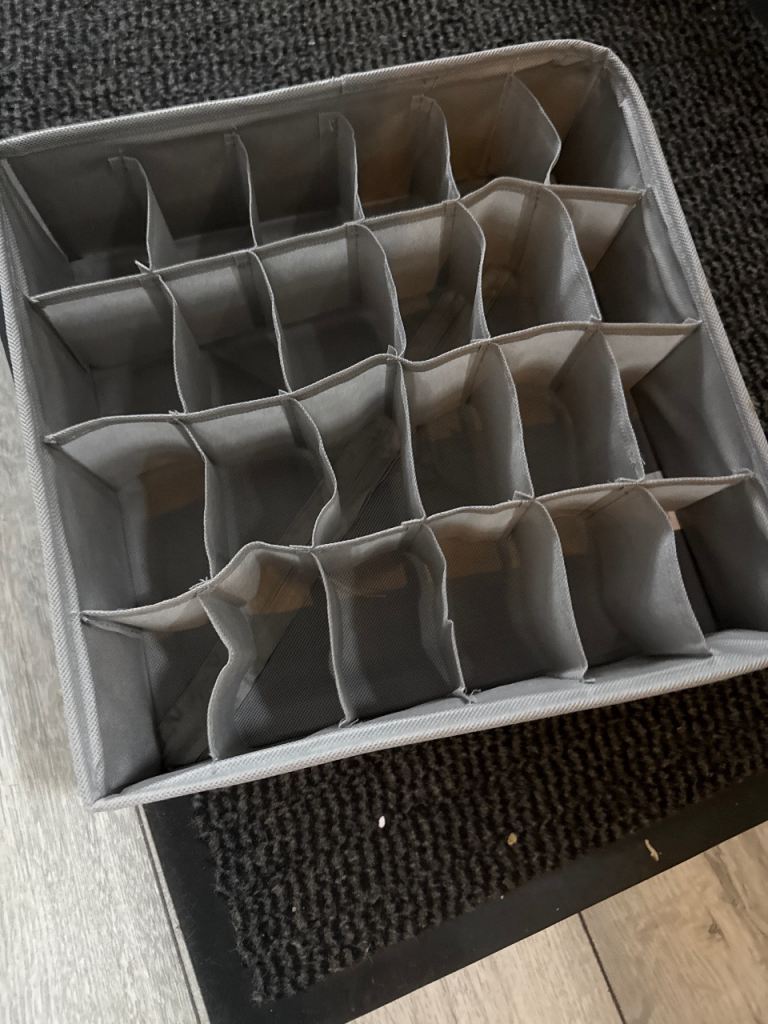 Mini storage box