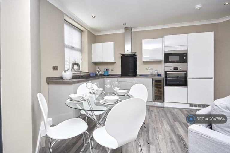 2 bedroom flat in Liberty House, Hull, HU1 (2 bed) (#2847864)