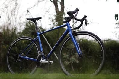 Giant contend size M