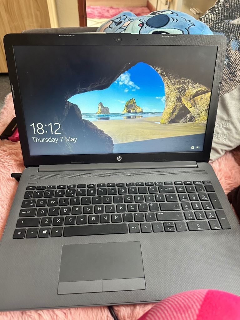 Hp laptop (open to offers)