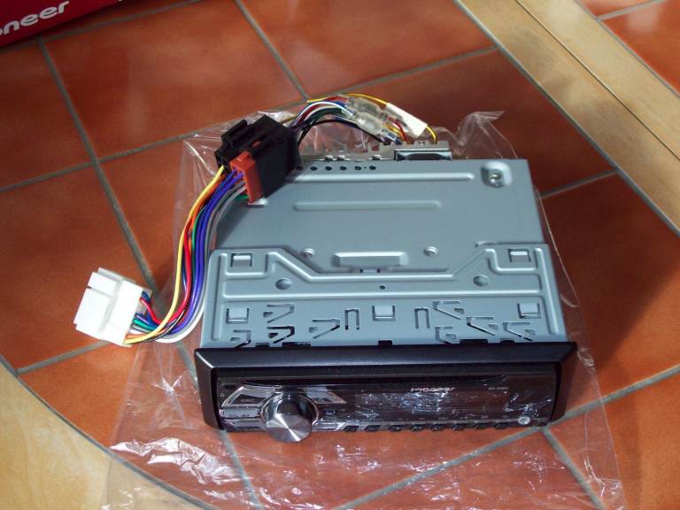 Pioneer DEH-150MPG Auto Radio CD RDS