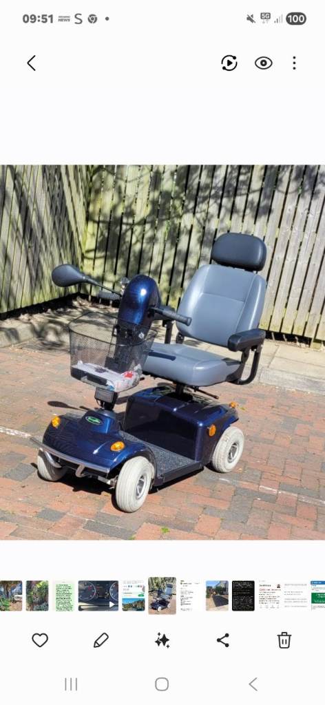 Mobility scooter 