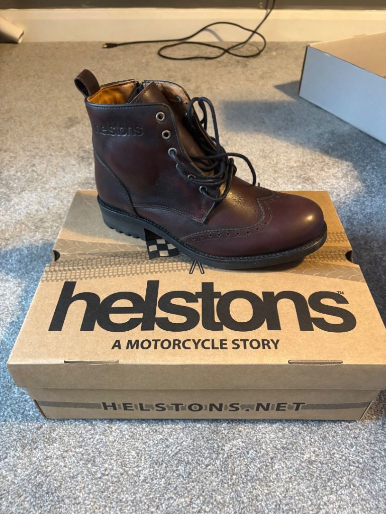 Helston cardinal motorcycle boot size 40