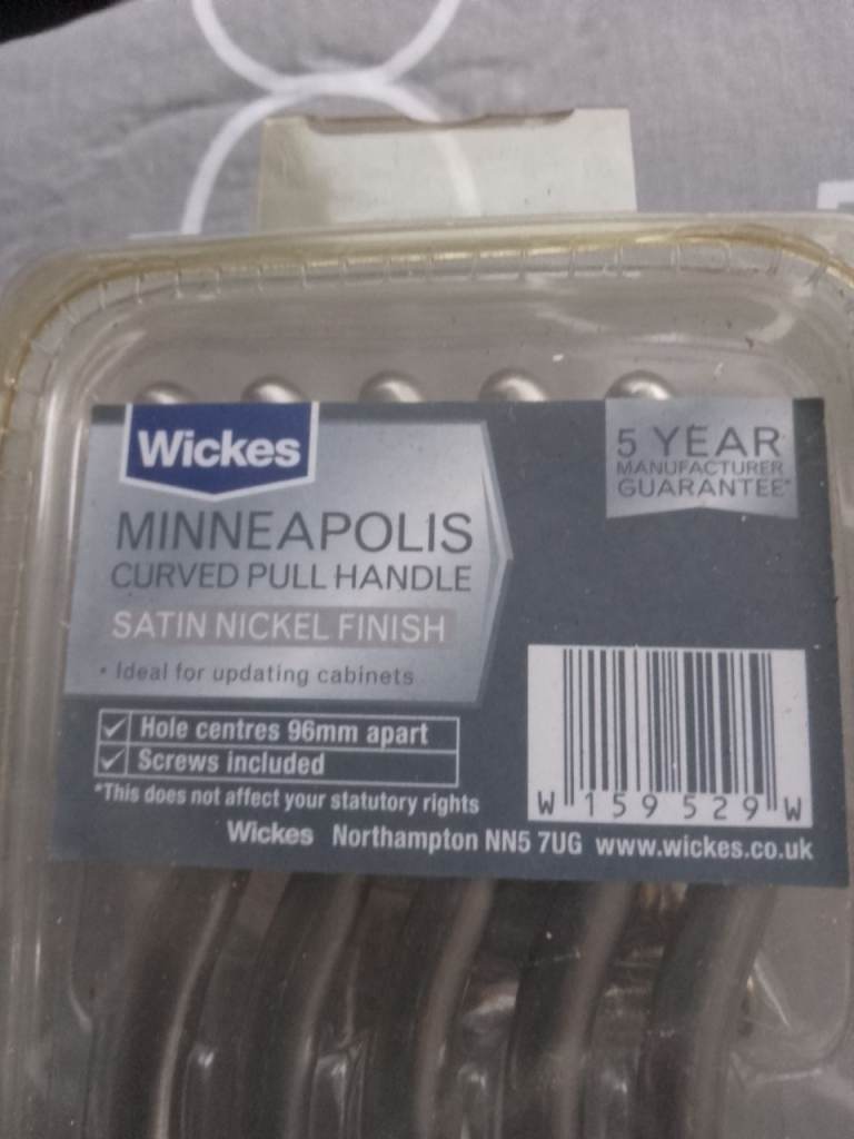 Drawer/cupboardcurved pull handles, satin nickel finish x 10 in total with all fittjngs