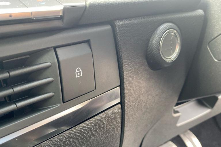  Vauxhall Astra 1.2 Turbo Ultimate Hatchback 5dr Petrol Auto Euro 6 s/s 130 Ps