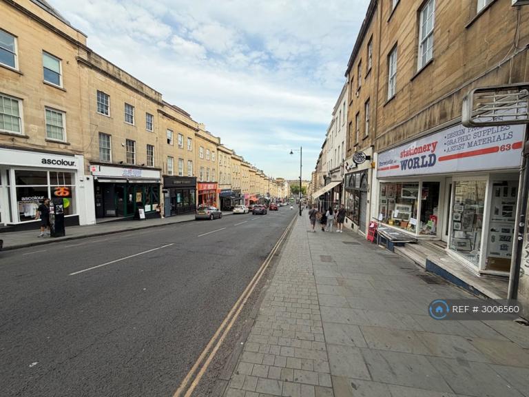 3 bedroom flat in Park Street, Bristol, BS1 (3 bed) (#3006560)
