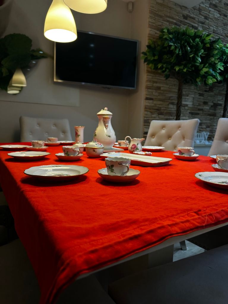 Meissen Antique complete china tea set 8 persons