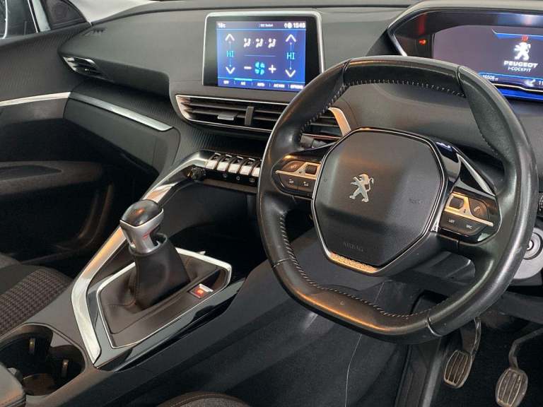 2020 Peugeot 5008 1.2 PureTech Active 5dr Crossover/SUV PETROL Manual