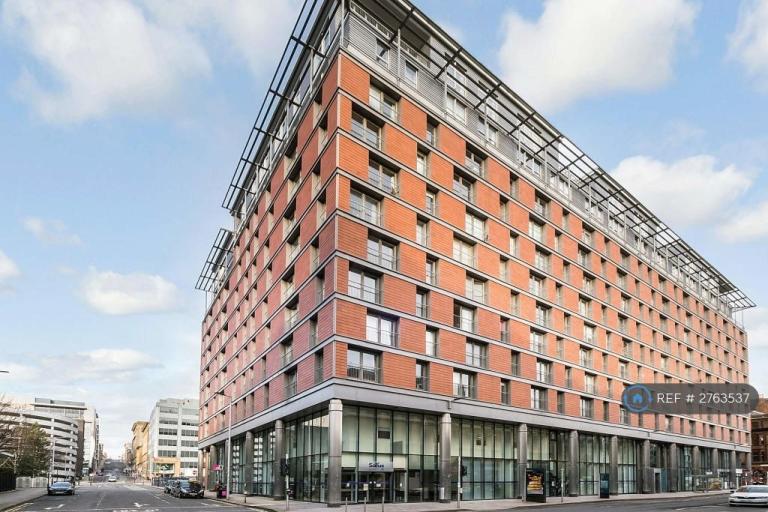 2 bedroom flat in Argyle Street, Glasgow, G2 (2 bed) (#2763537)