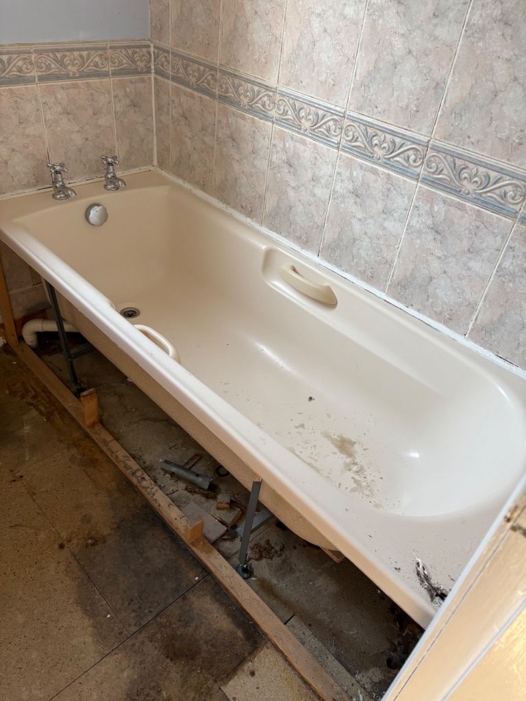 Bathroom Suite 3 Piece