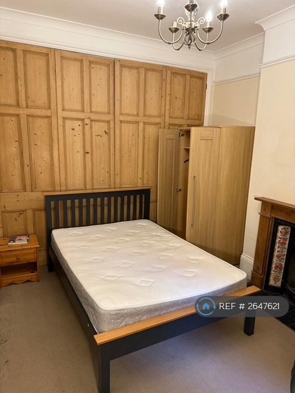 1 bedroom in Chetwynd Road, Southsea, PO4 (#2647621)