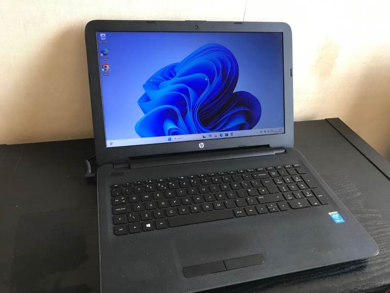 HP 250 G4 i3 SSD Laptop – Windows 11
