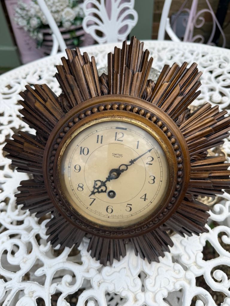Smiths 8 Day Starburst/Sunburst Vintage Wall Clock No Key Un-tested 