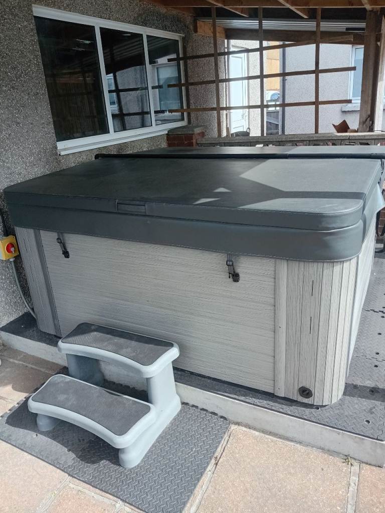 Canada spa hot tub 