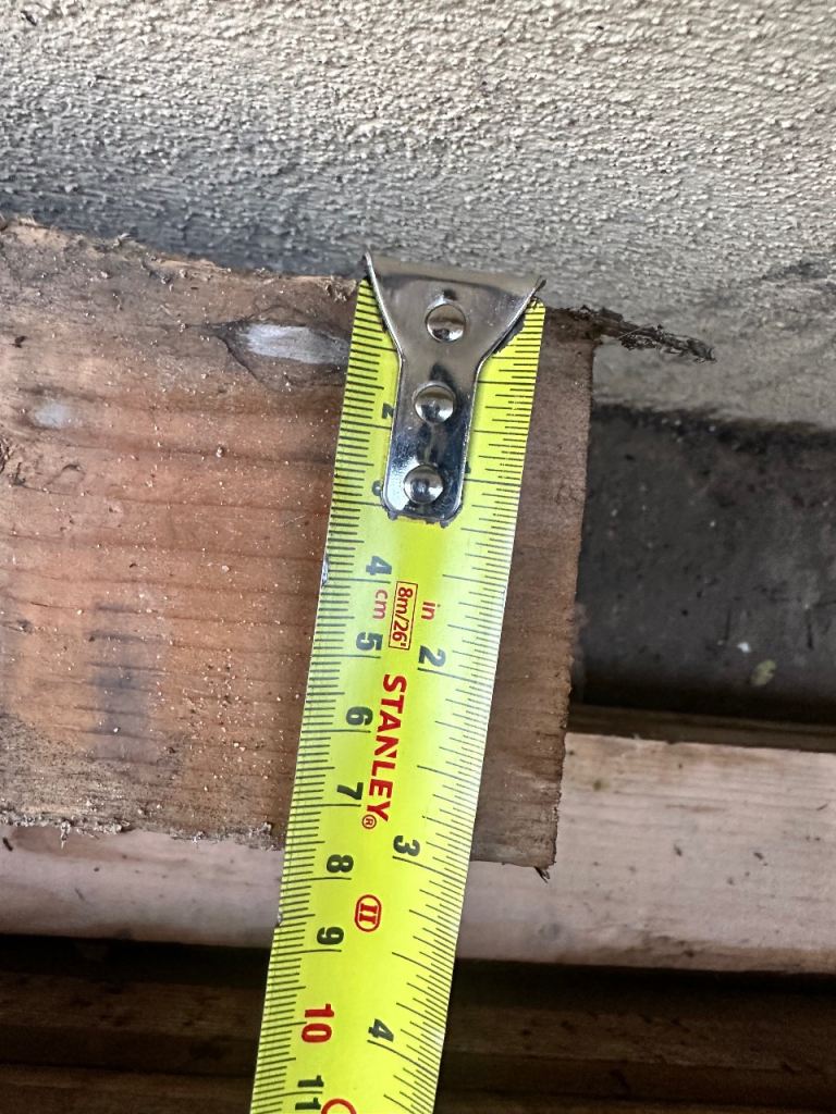 Wooden beam / lintel