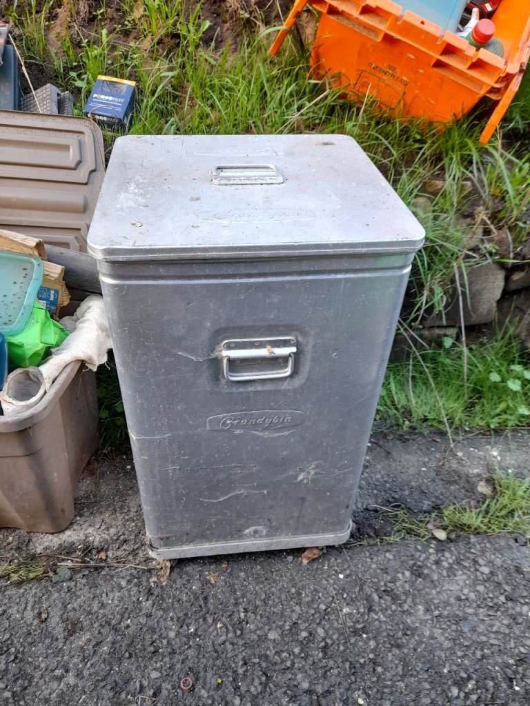Grundybin Aluminium Storage Bin x2